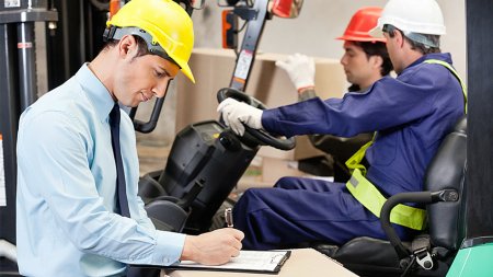 Работа на погрузчике – стабильно и выгодно Работа на погрузчике – стабильно и выгодно